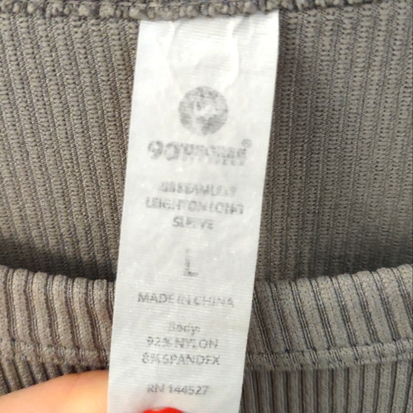 Athleisure Taupe Long Sleeve Ribbed Top Size L - Picture 4 of 5